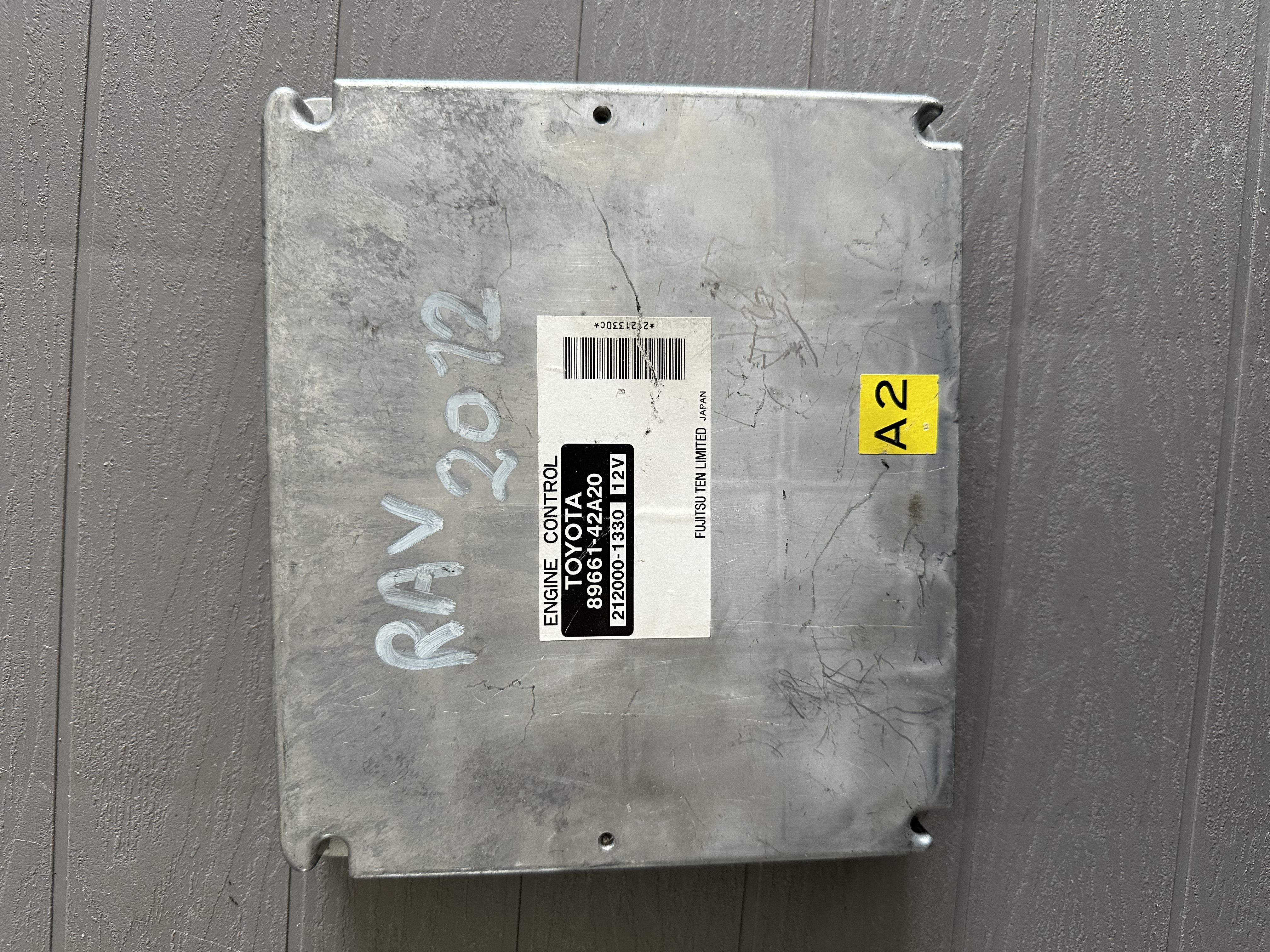 TOYOTA RAV4 4*4 MOTOR BEYNİ 89661-42A20 